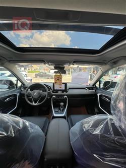 تۆیۆتا ڕاڤ 4